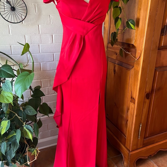 Evening/Prom gown trumped/mermaid in cherry red size L - Picture 2 of 8